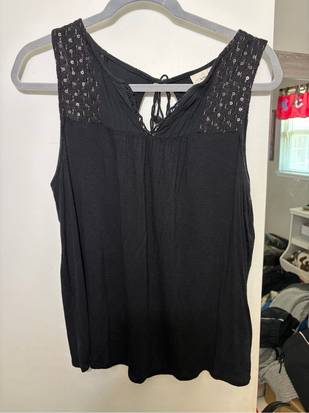 Knox rose black tank small